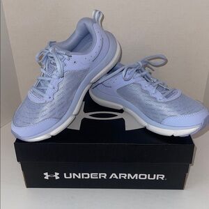NWT Under Armour Women's Charged Assert 10 Running Shoes